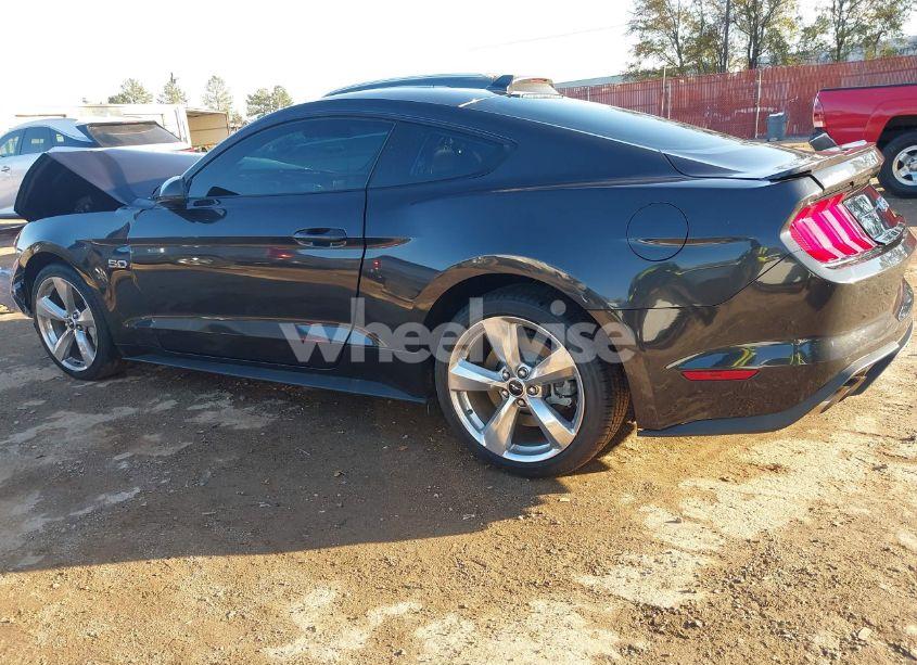 Photo 3 of 2022 Ford Mustang GT PREMIUM (VIN 1FA6P8CF2N5108429)