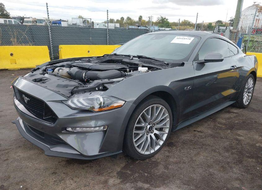 Photo 2 of 2022 Ford Mustang GT PREMIUM (VIN 1FA6P8CF2N5134450)