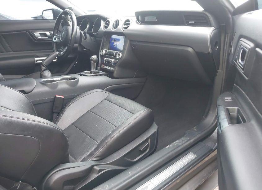 Photo 5 of 2022 Ford Mustang GT PREMIUM (VIN 1FA6P8CF2N5134450)