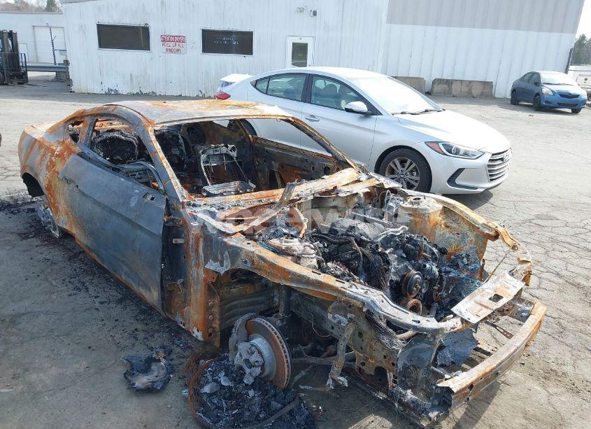 2022 Ford Mustang GT PREMIUM FASTBACK (VIN 1FA6P8CF2N5134982) main photo