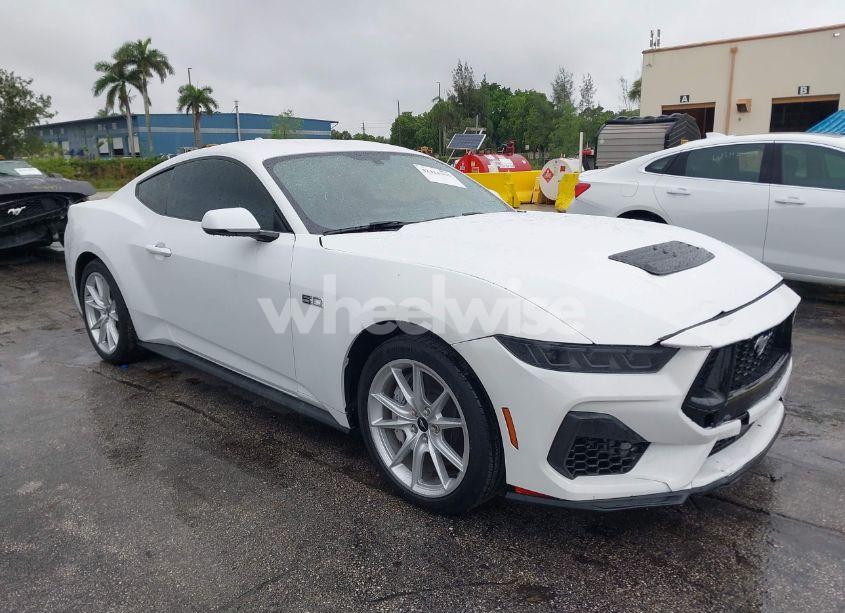 2024 Ford Mustang GT PREMIUM FASTBACK (VIN 1FA6P8CF2R5400362) main photo