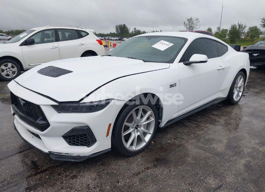 Photo 2 of 2024 Ford Mustang GT PREMIUM FASTBACK (VIN 1FA6P8CF2R5400362)