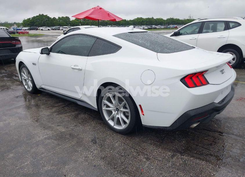 Photo 3 of 2024 Ford Mustang GT PREMIUM FASTBACK (VIN 1FA6P8CF2R5400362)