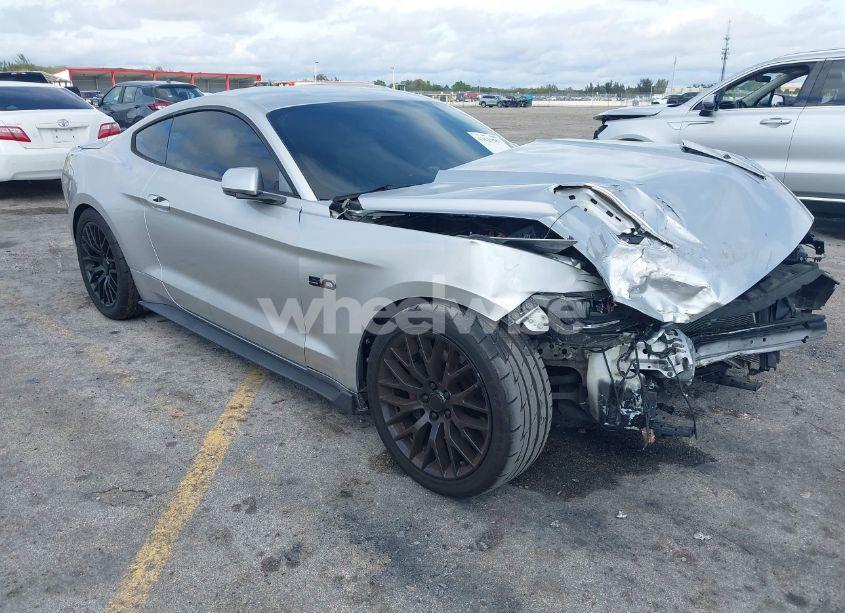 2015 Ford Mustang GT (VIN 1FA6P8CF3F5341088) main photo