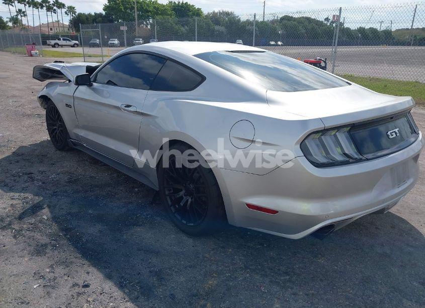 Photo 3 of 2015 Ford Mustang GT (VIN 1FA6P8CF3F5341088)