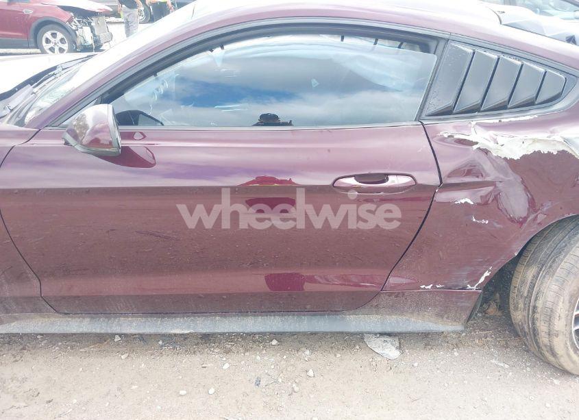 Photo 14 of 2018 Ford Mustang GT PREMIUM (VIN 1FA6P8CF3J5165619)