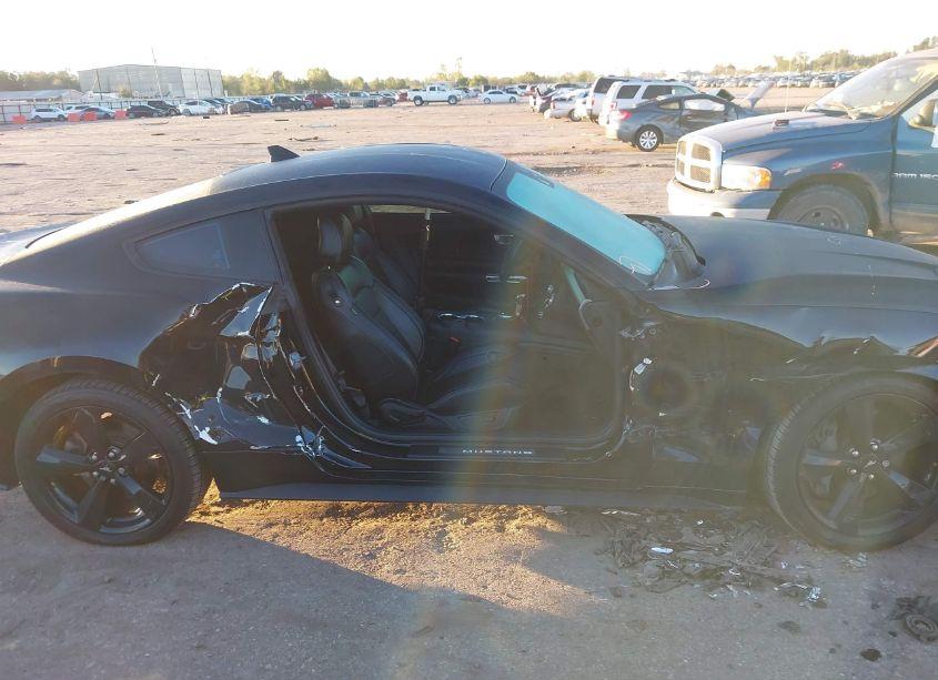 Photo 13 of 2021 Ford Mustang GT PREMIUM (VIN 1FA6P8CF3M5151725)