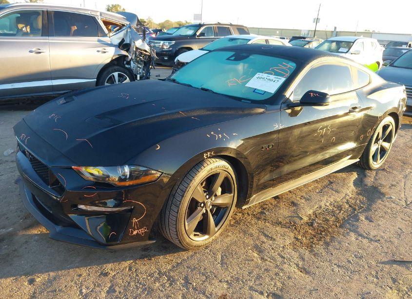 Photo 2 of 2021 Ford Mustang GT PREMIUM (VIN 1FA6P8CF3M5151725)