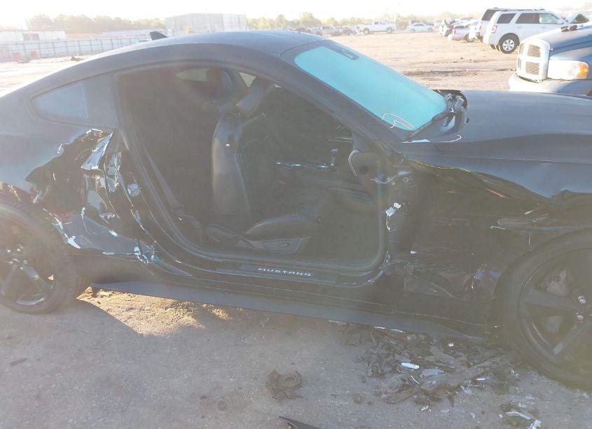 Photo 6 of 2021 Ford Mustang GT PREMIUM (VIN 1FA6P8CF3M5151725)