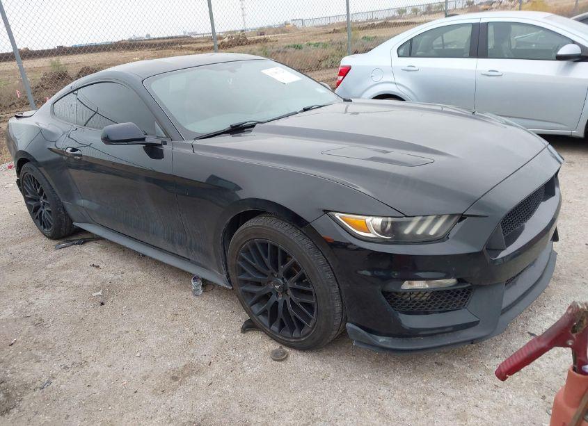 2016 Ford Mustang GT (VIN 1FA6P8CF4G5236951) main photo