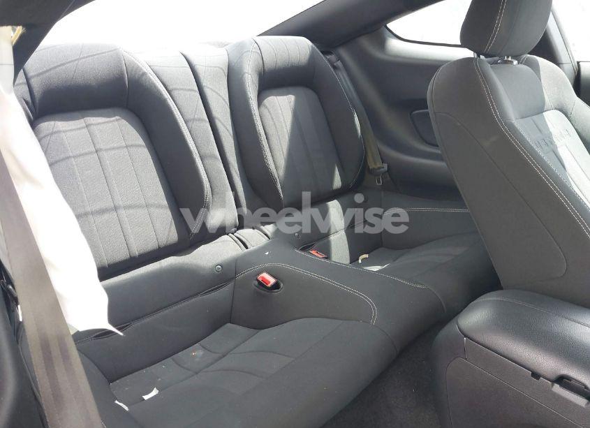 Photo 8 of 2018 Ford Mustang GT (VIN 1FA6P8CF4J5122438)