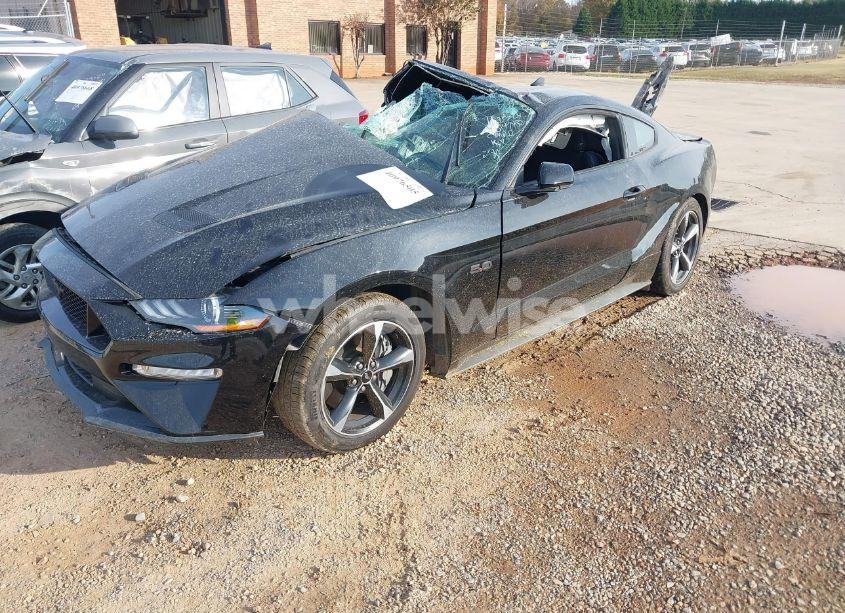 Photo 2 of 2021 Ford Mustang GT (VIN 1FA6P8CF4M5147490)