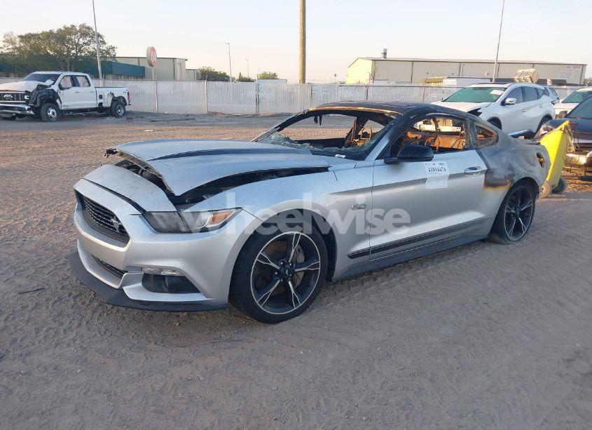 Photo 2 of 2017 Ford Mustang GT PREMIUM (VIN 1FA6P8CF5H5322190)