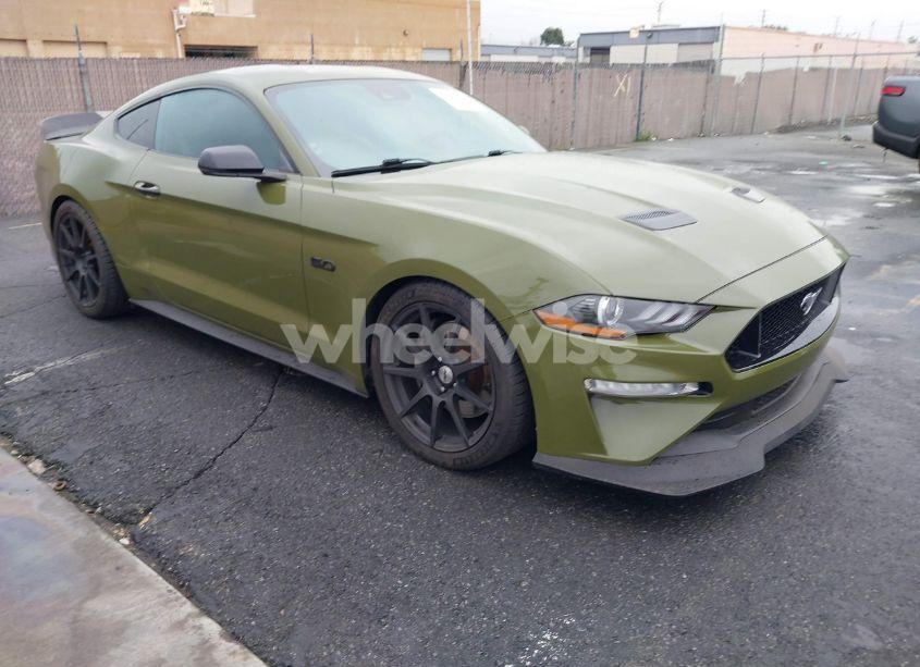2018 Ford Mustang GT PREMIUM (VIN 1FA6P8CF5J5129141) main photo