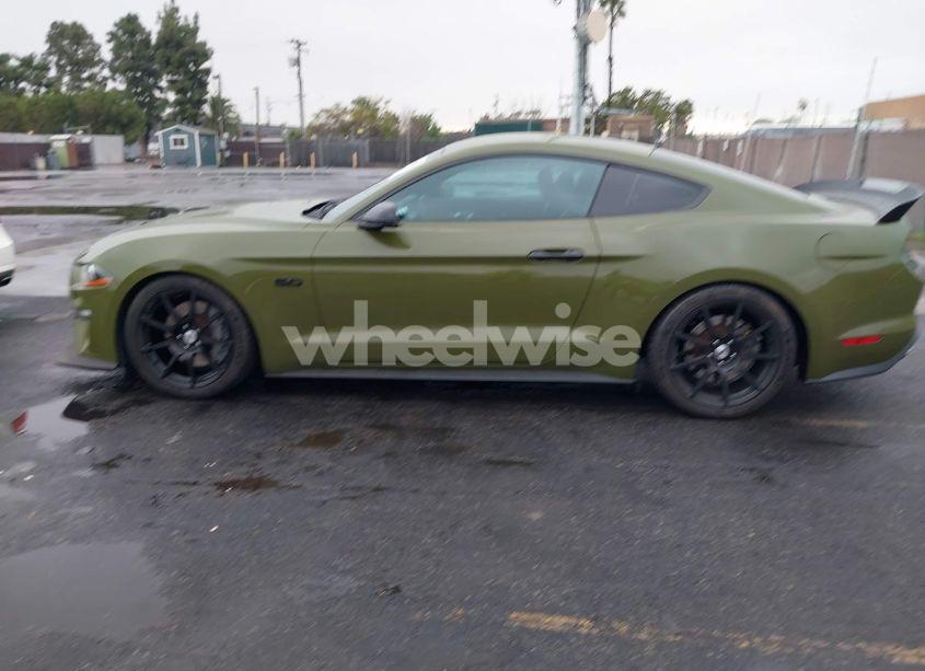 Photo 14 of 2018 Ford Mustang GT PREMIUM (VIN 1FA6P8CF5J5129141)