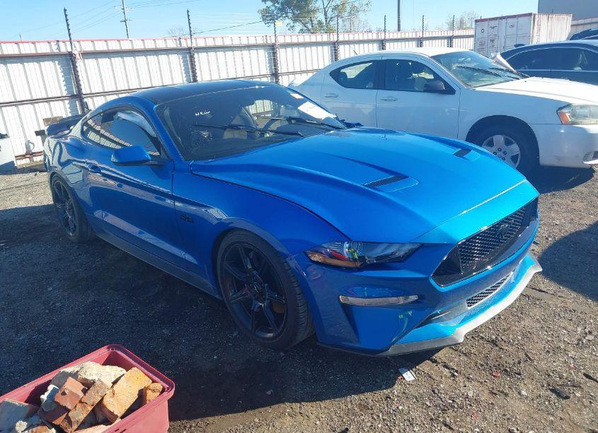 2019 Ford Mustang GT (VIN 1FA6P8CF5K5117590) main photo