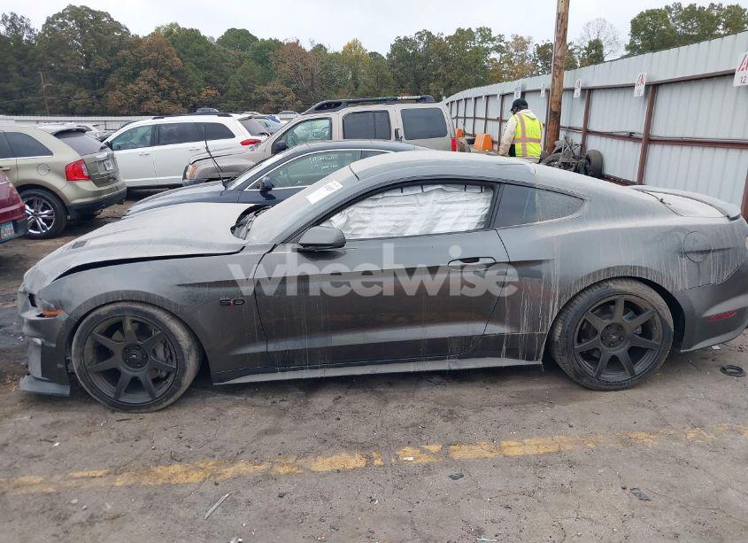 Photo 14 of 2019 Ford Mustang GT PREMIUM (VIN 1FA6P8CF5K5132235)