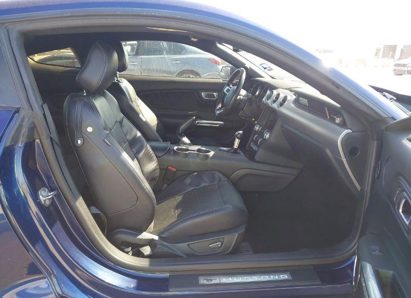 Photo 5 of 2019 Ford Mustang GT PREMIUM (VIN 1FA6P8CF5K5166207)