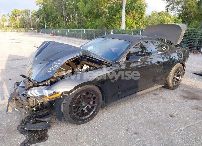 Photo 2 of 2021 Ford Mustang GT PREMIUM FASTBACK (VIN 1FA6P8CF5M5103885)