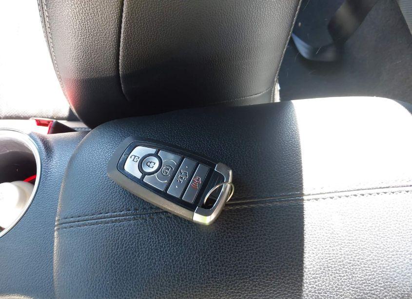 Photo 11 of 2021 Ford Mustang GT PREMIUM (VIN 1FA6P8CF5M5143724)