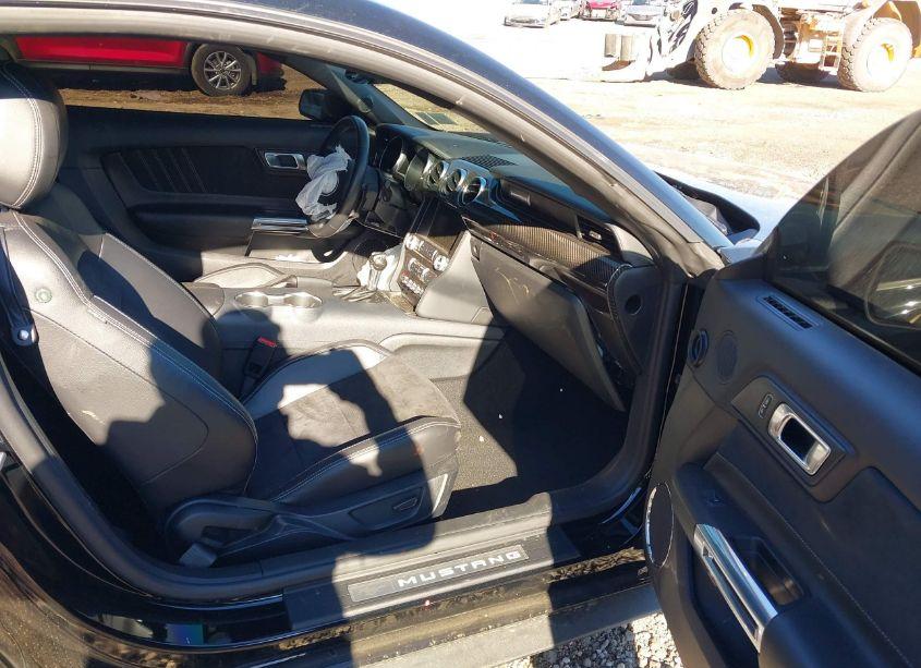 Photo 5 of 2021 Ford Mustang GT PREMIUM (VIN 1FA6P8CF5M5143724)