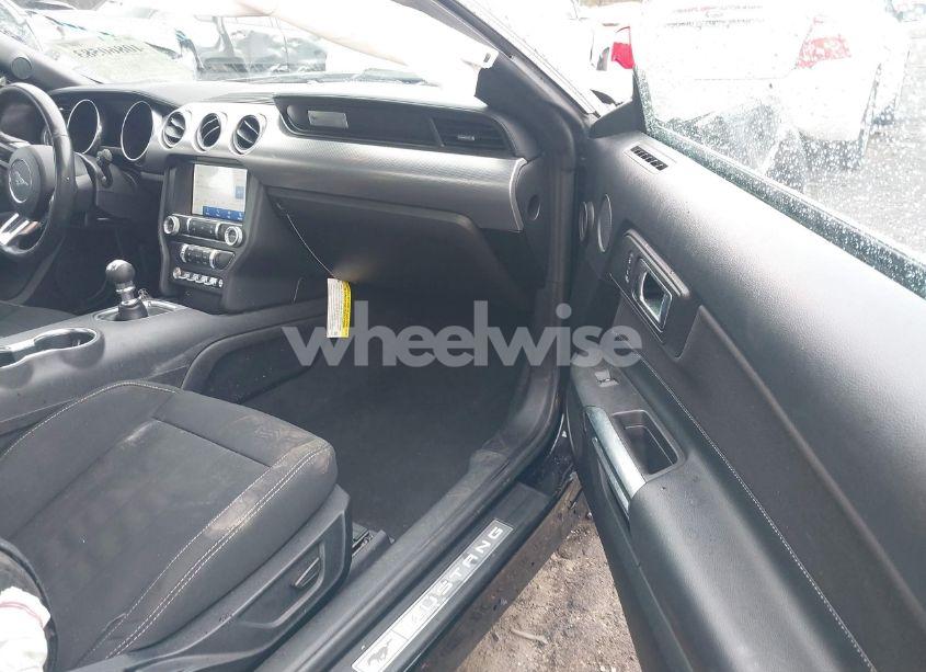 Photo 5 of 2021 Ford Mustang GT (VIN 1FA6P8CF5M5153119)