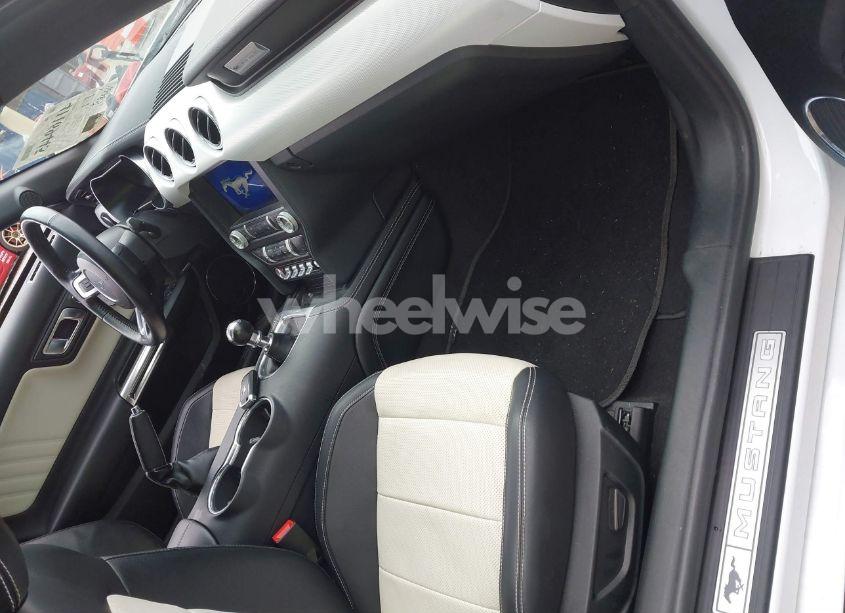 Photo 5 of 2022 Ford Mustang GT PREMIUM FASTBACK (VIN 1FA6P8CF5N5127959)