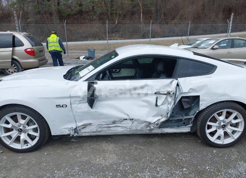 Photo 6 of 2022 Ford Mustang GT PREMIUM FASTBACK (VIN 1FA6P8CF5N5127959)