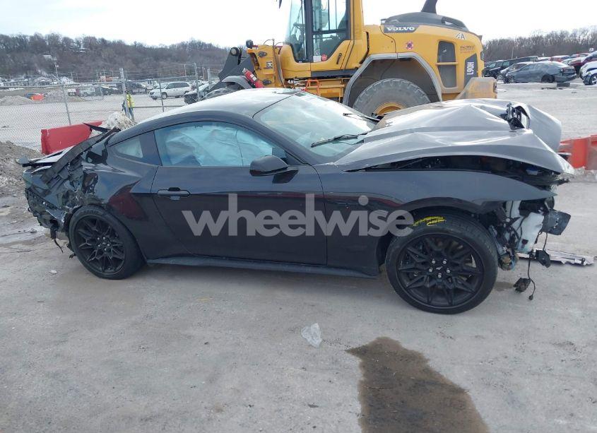 Photo 13 of 2024 Ford Mustang GT PREMIUM FASTBACK (VIN 1FA6P8CF5R5401330)