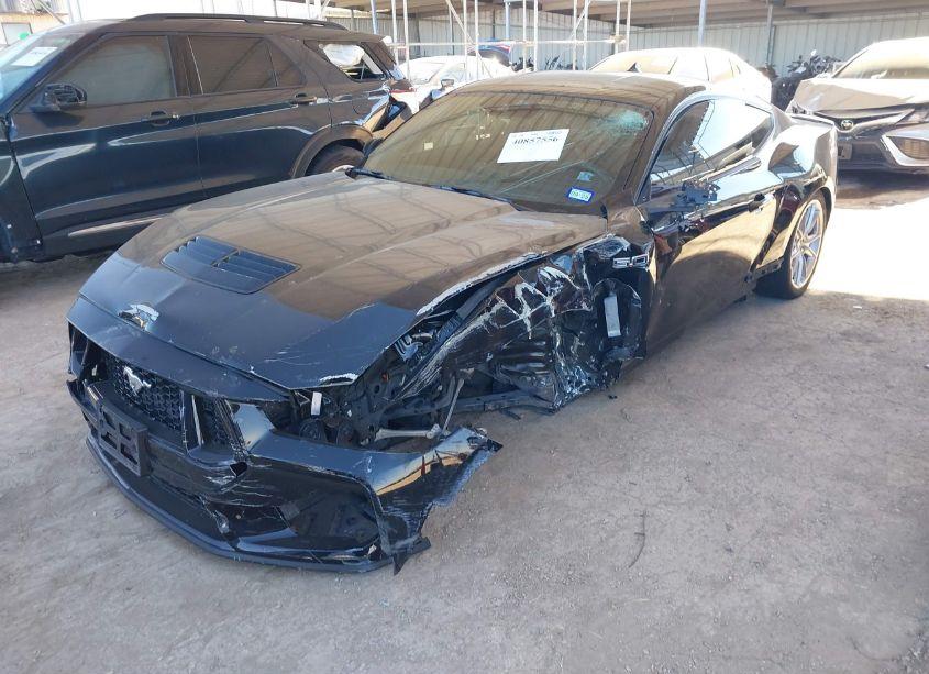 Photo 2 of 2024 Ford Mustang GT PREMIUM (VIN 1FA6P8CF5R5402896)