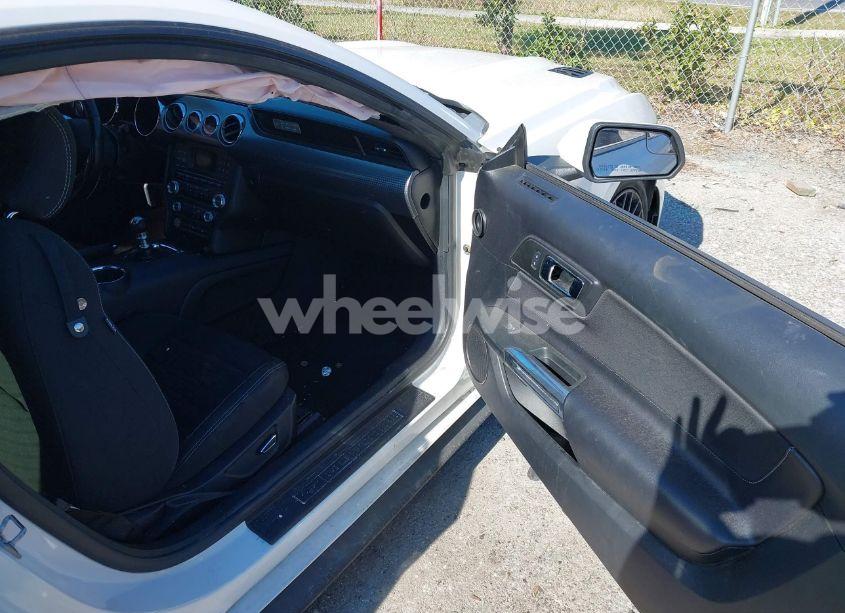 Photo 5 of 2017 Ford Mustang GT (VIN 1FA6P8CF6H5270892)