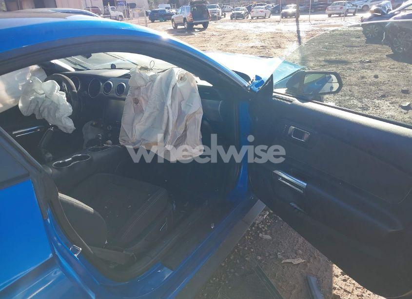 Photo 5 of 2019 Ford Mustang GT (VIN 1FA6P8CF6K5125763)