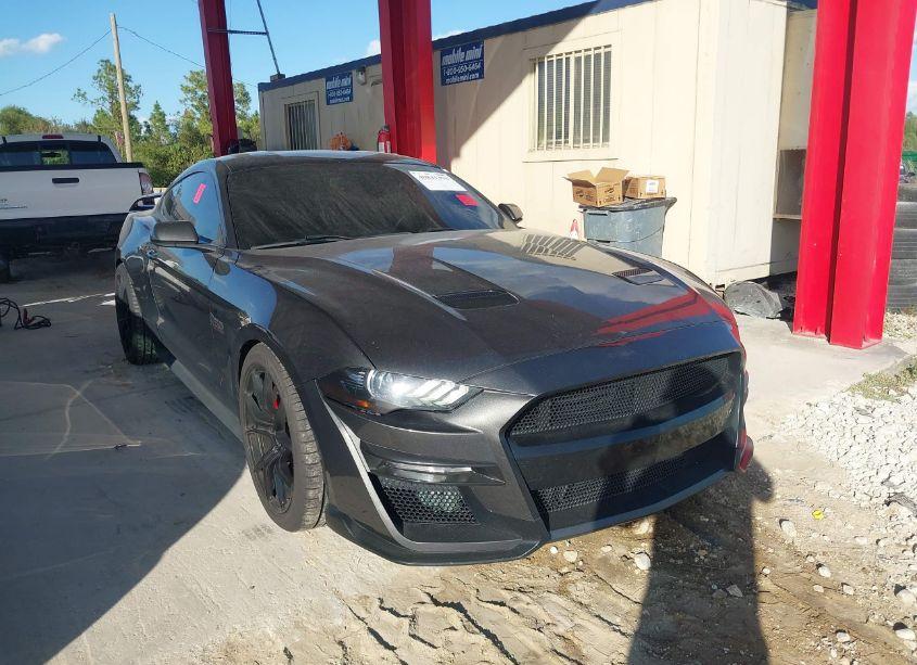 2019 Ford Mustang GT (VIN 1FA6P8CF6K5147052) main photo