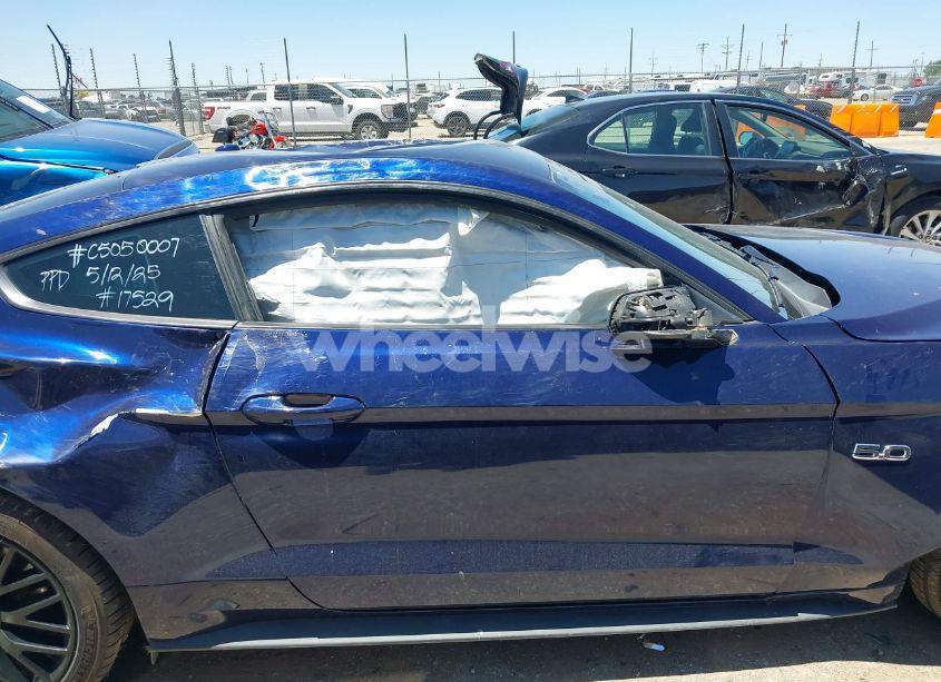 Photo 13 of 2019 Ford Mustang GT (VIN 1FA6P8CF6K5163459)