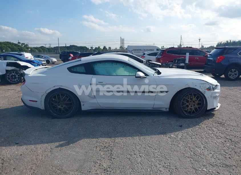 Photo 13 of 2019 Ford Mustang GT PREMIUM (VIN 1FA6P8CF6K5189284)