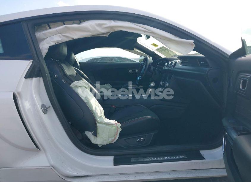 Photo 5 of 2019 Ford Mustang GT PREMIUM (VIN 1FA6P8CF6K5189284)