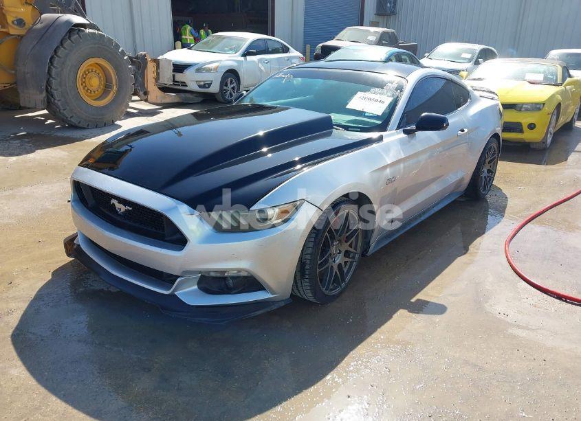 Photo 2 of 2015 Ford Mustang GT (VIN 1FA6P8CF7F5310524)