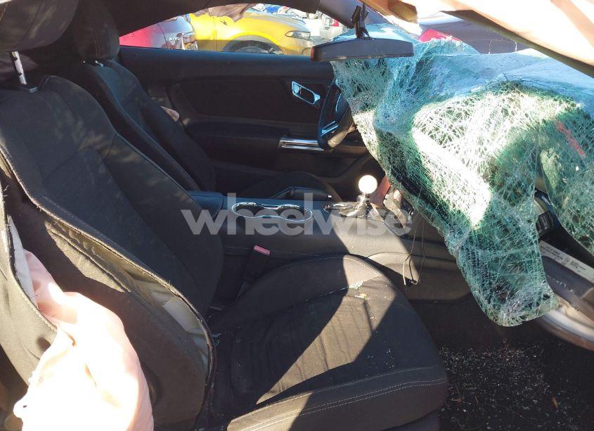 Photo 5 of 2016 Ford Mustang GT (VIN 1FA6P8CF7G5311772)