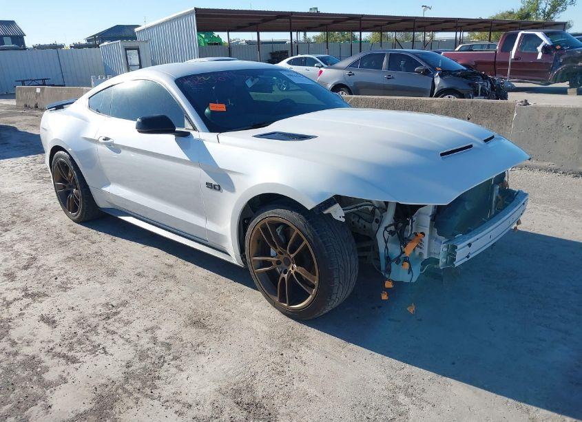 2017 Ford Mustang GT PREMIUM (VIN 1FA6P8CF7H5276832) main photo