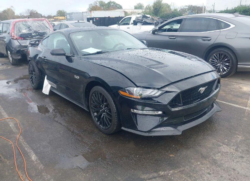 2018 Ford Mustang GT PREMIUM (VIN 1FA6P8CF7J5127682) main photo