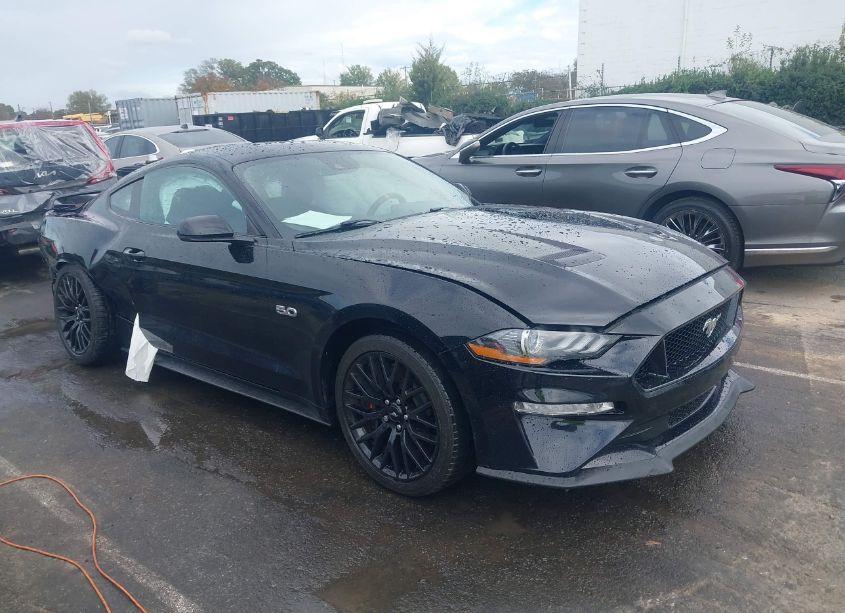 Photo 14 of 2018 Ford Mustang GT PREMIUM (VIN 1FA6P8CF7J5127682)