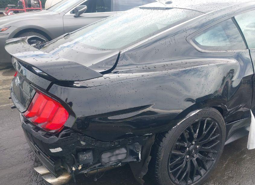 Photo 19 of 2018 Ford Mustang GT PREMIUM (VIN 1FA6P8CF7J5127682)