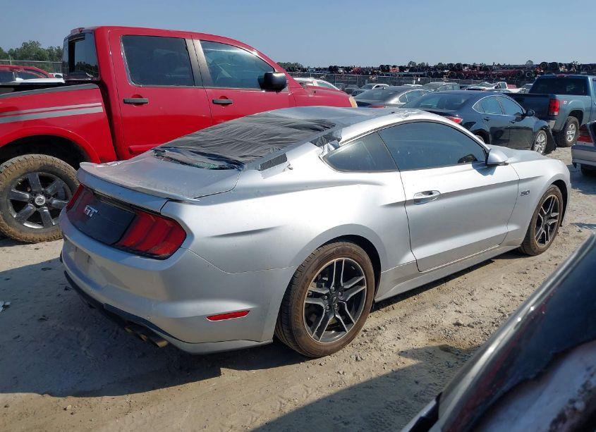 Photo 4 of 2018 Ford Mustang GT (VIN 1FA6P8CF7J5164991)