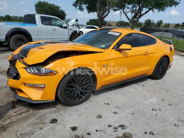 Photo 3 of 2019 FORD MUSTANG GT N/A (VIN 1FA6P8CF7K5108731)