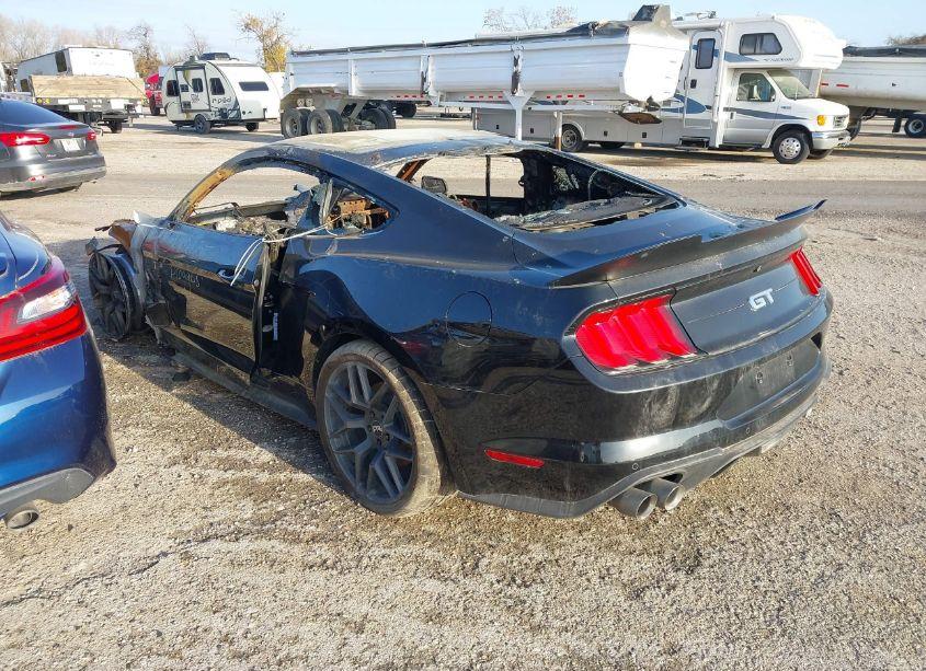 Photo 3 of 2019 Ford Mustang GT (VIN 1FA6P8CF7K5182683)