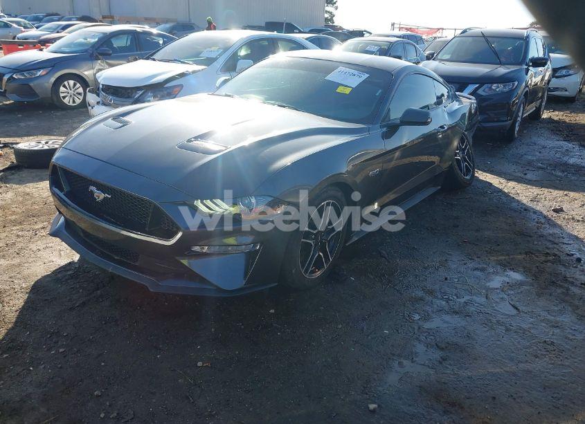 Photo 2 of 2020 Ford Mustang GT FASTBACK (VIN 1FA6P8CF7L5189070)