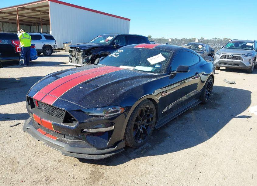 Photo 2 of 2021 Ford Mustang GT (VIN 1FA6P8CF7M5138184)