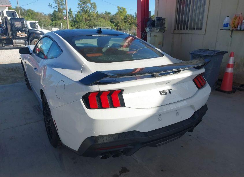 Photo 3 of 2024 Ford Mustang GT PREMIUM FASTBACK (VIN 1FA6P8CF7R5400731)