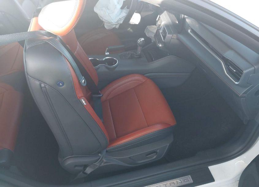 Photo 5 of 2024 Ford Mustang GT PREMIUM FASTBACK (VIN 1FA6P8CF7R5400731)