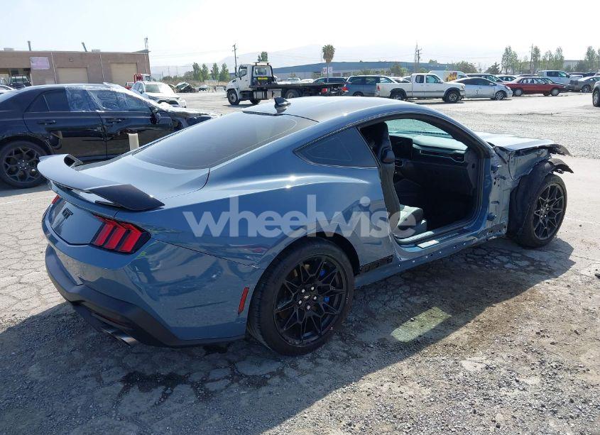 Photo 4 of 2024 Ford Mustang GT PREMIUM FASTBACK (VIN 1FA6P8CF7R5405332)